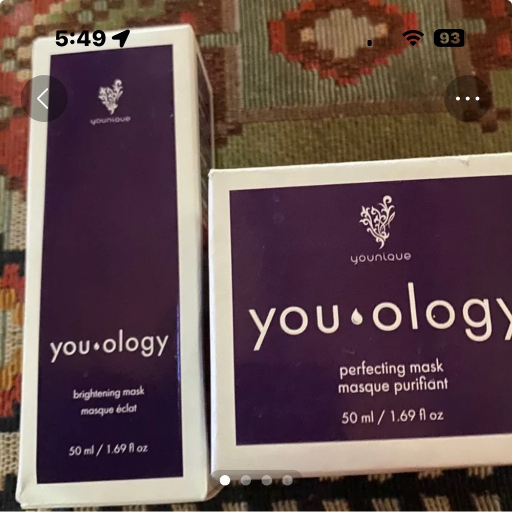Younique PERFECTING and BRIGHTENING  MASK NIB